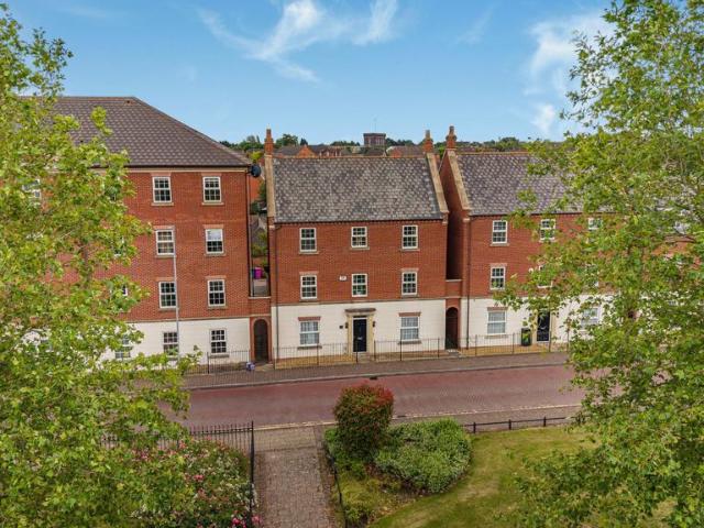 House for sale in Lichfield, Boley Park