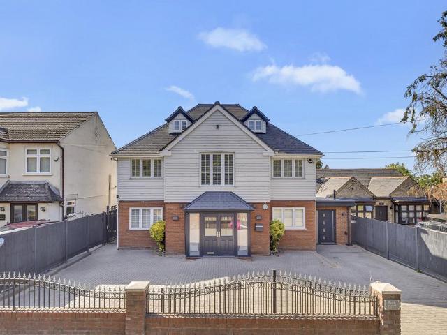House for sale in Essex