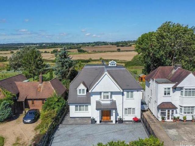 House for sale in Lyons, Greater London