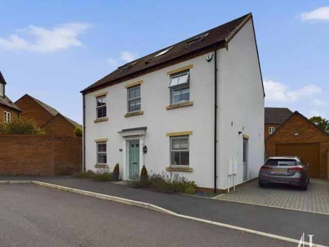 House for sale in Kedleston, East Midlands