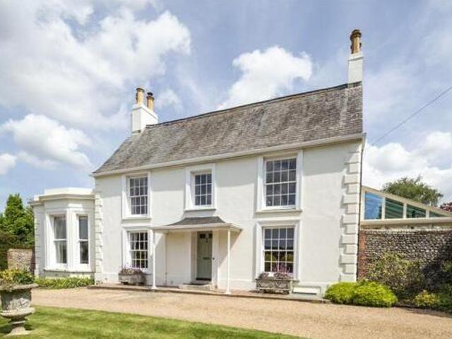 House for sale in Arundel, Clapham