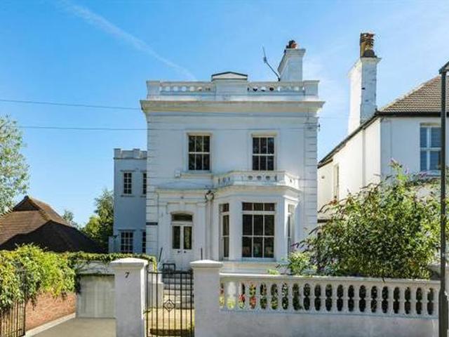 House for sale in Surrey, England