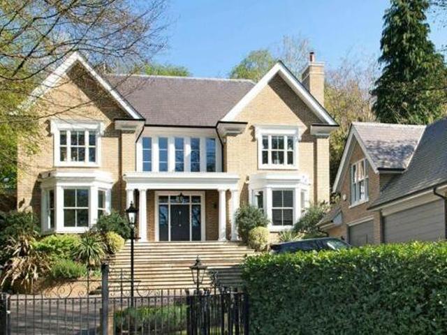 House for sale in Holtspur, Forty Green