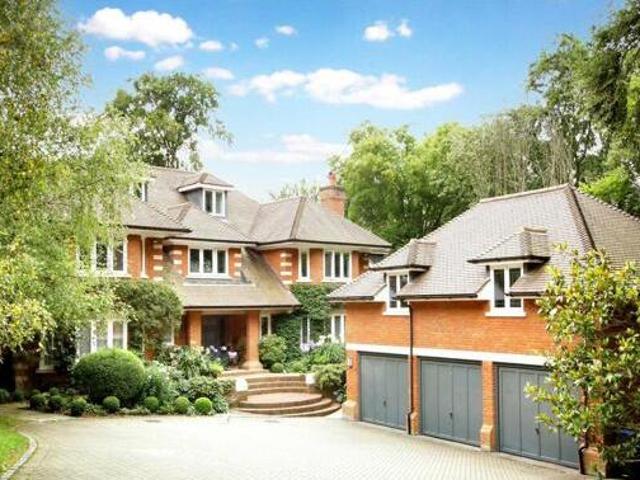 House for sale in Holtspur, Forty Green