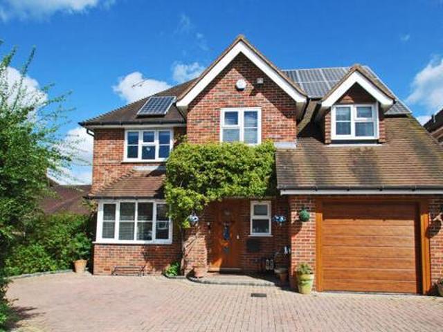 House for sale in Beaconsfield, Penn Bottom
