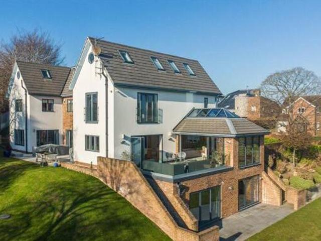 House for sale in Ashlyns Estate, Pouchen End
