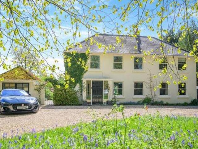 House for sale in Cawston, New Bilton