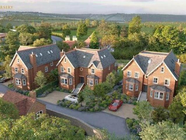 House for sale in Wooburn, Bourne End