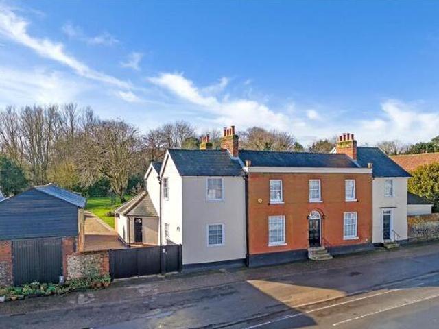 House for sale in Chipping Hill, Essex