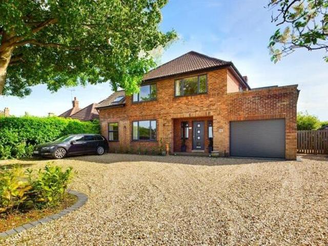 House for sale in Brayford, Lincolnshire