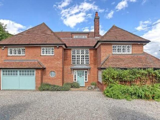 House for sale in Navestock Side, Essex
