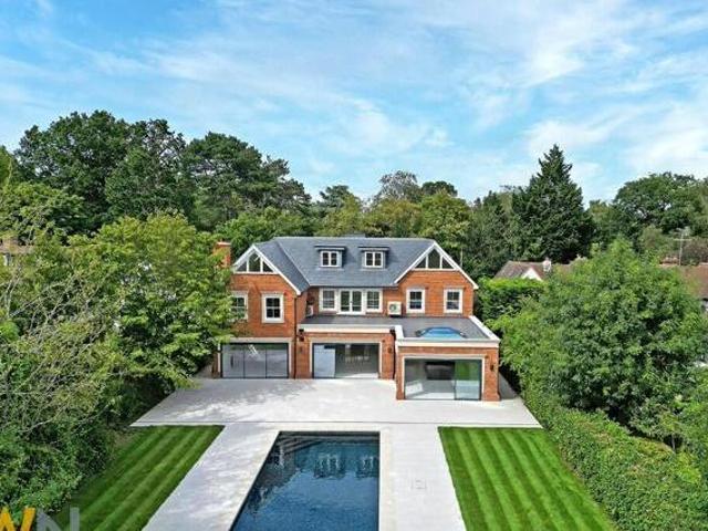 House for sale in Hutton, Navestock Side