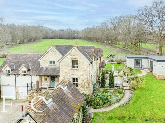 House for sale in Broxbourne, Hertfordshire