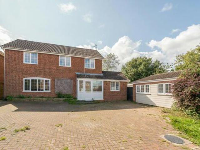 House for sale in Buckingham, Buckinghamshire