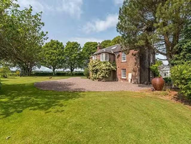 House for sale in Angus