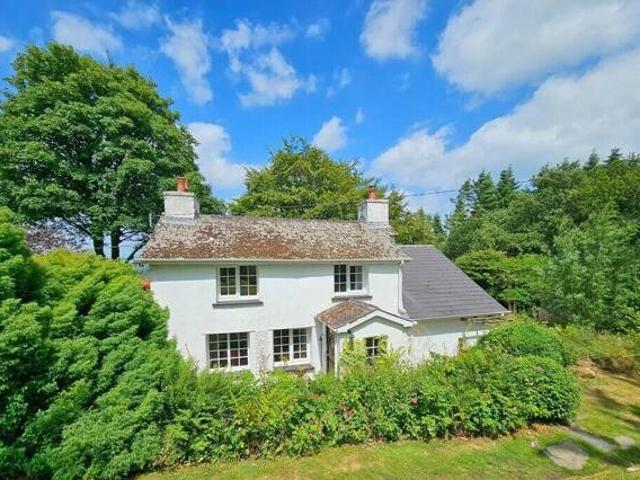 House for sale in Callington, Cornwall