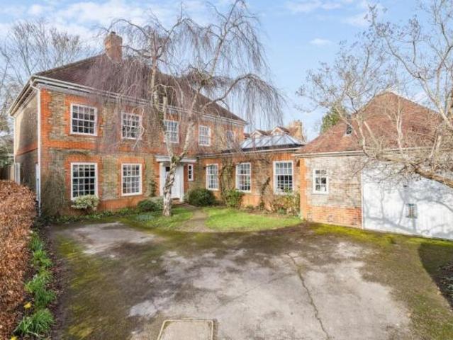 Townhouse for sale in The Slade, Oxfordshire