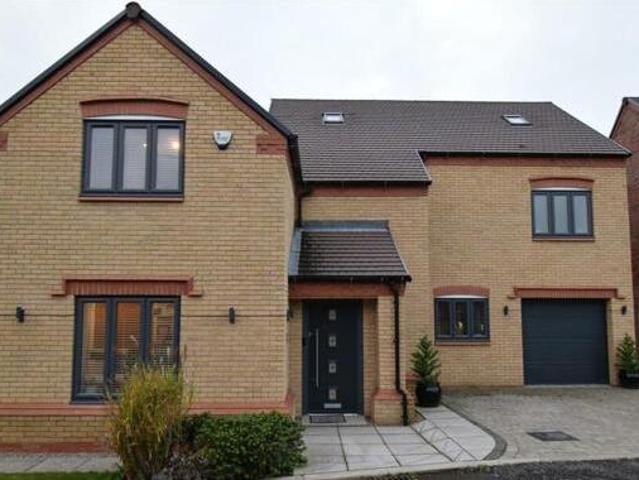 House for sale in East Midlands