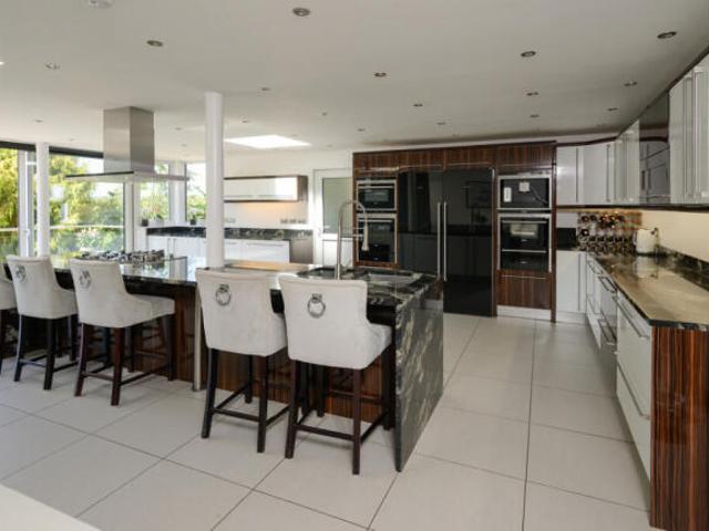 Farm for sale in Feckenham, City Of Bristol