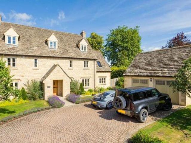 House for sale in Chesterton, Fossebridge