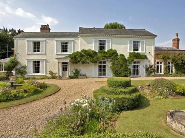 House for sale in Watergate, Devon