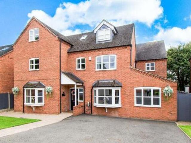 House for sale in East Midlands