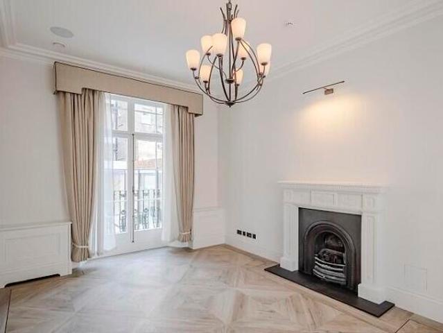Farm for sale in Notting Hill, Greater London