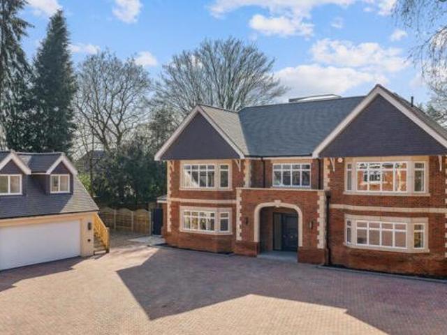 House for sale in Gerrards Cross, Denham