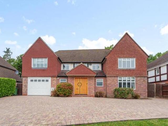 House for sale in Denham, Gerrards Cross and Chalfonts Community Board, Gerrards Cross