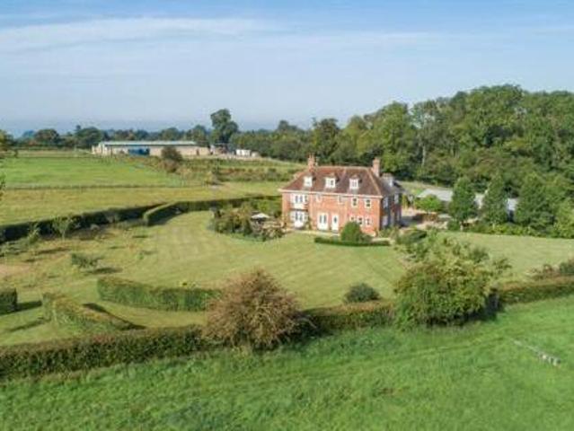 House for sale in Brompton, Gillingham