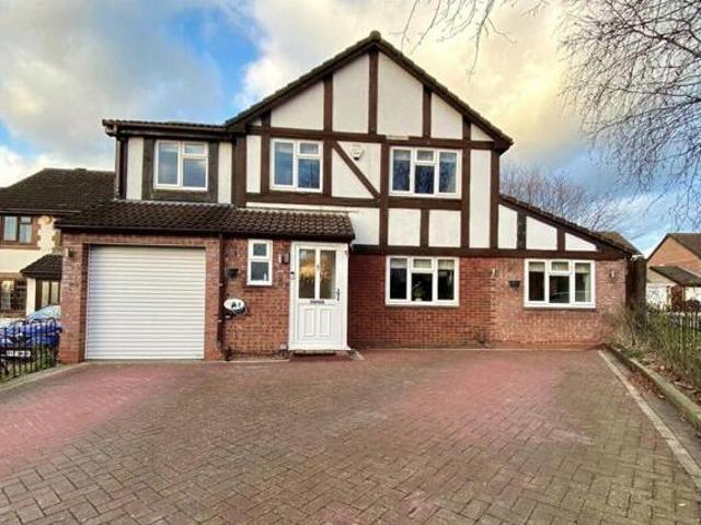 House for sale in Gloucester, Gloucestershire
