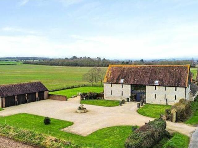 House for sale in Gloucester, Gloucestershire