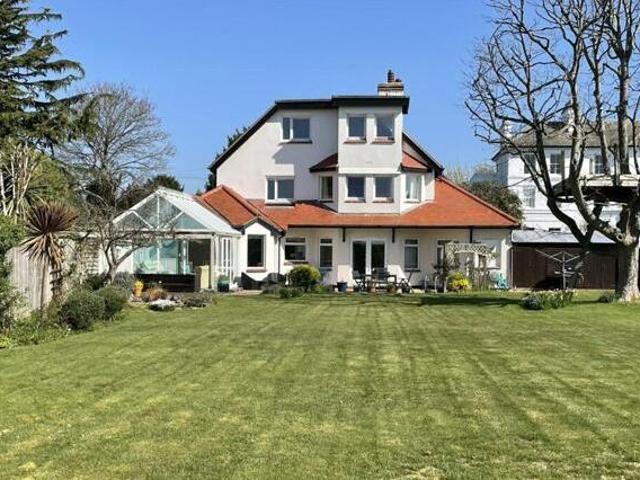 House for sale in Anglesey, Middlecroft