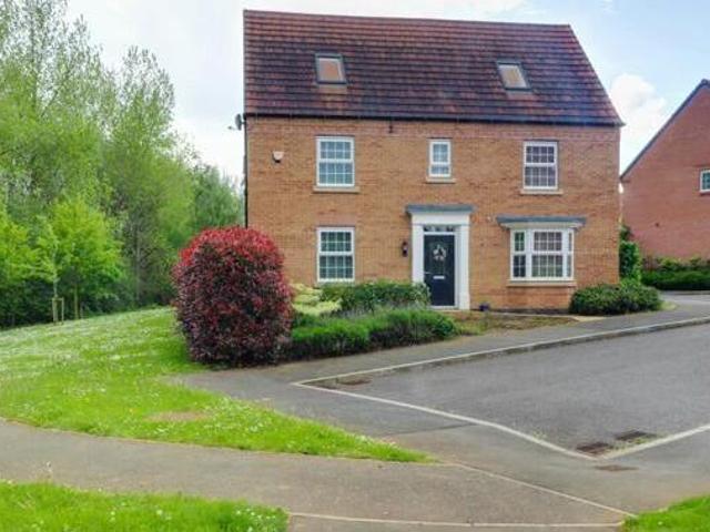 House for sale in Northampton, Northamptonshire