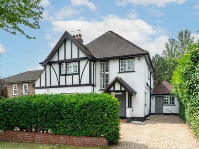 House for sale in Greater London