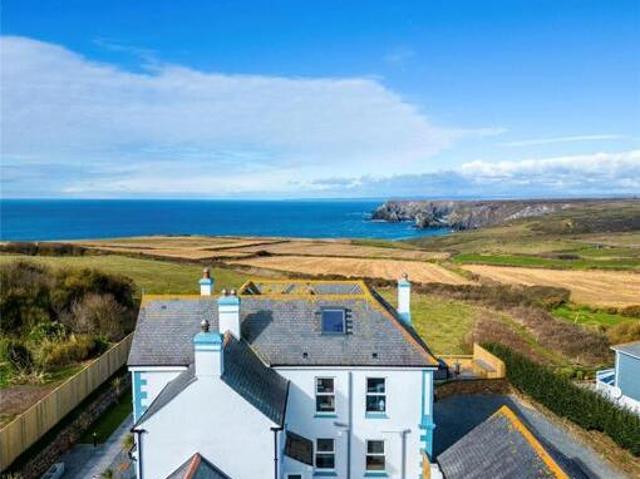 House for sale in Helston, Cornwall