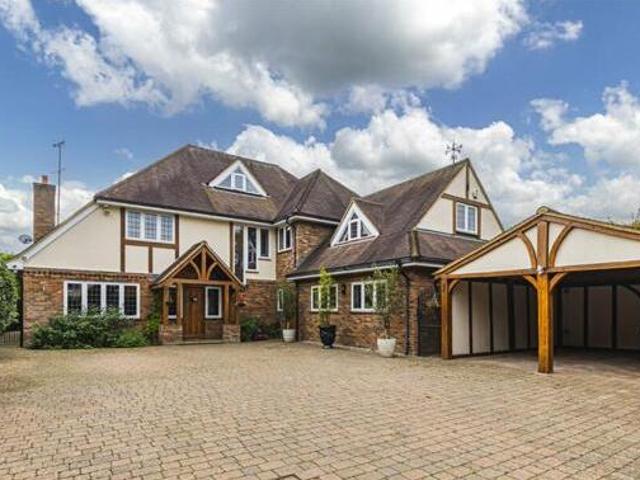 House for sale in Pouchen End, Hertfordshire