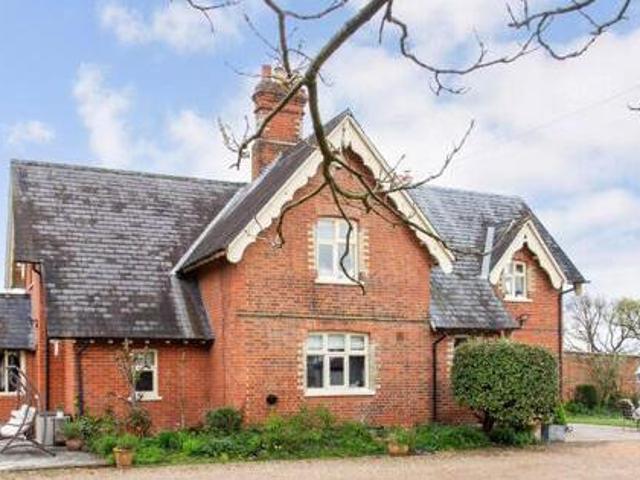 House for sale in Hertford, Colliers End