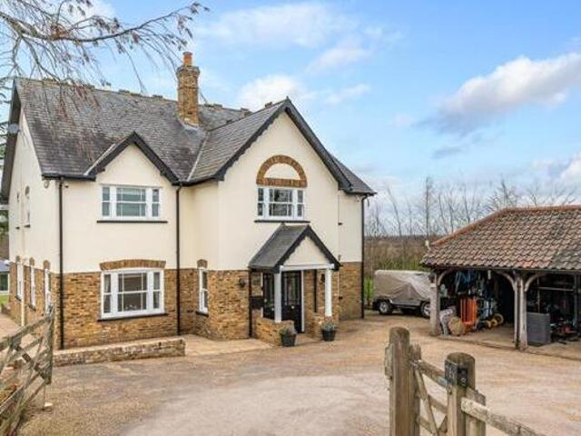 House for sale in Hertford, Colliers End