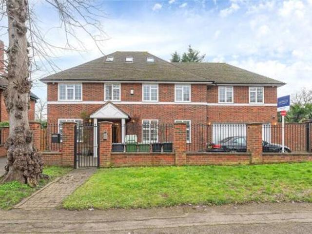 Property for sale in Cat Hill