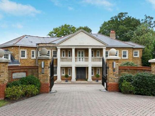 House for sale in Leatherhead, Mole Valley