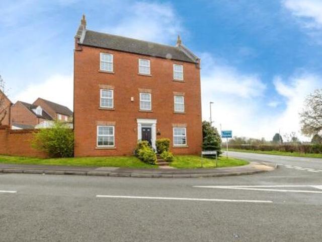 House for sale in Ermine West, Brayford