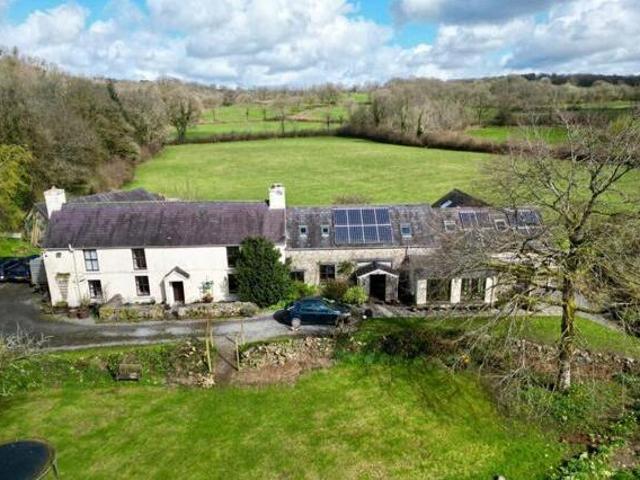 House for sale in Llandeilo, Wales