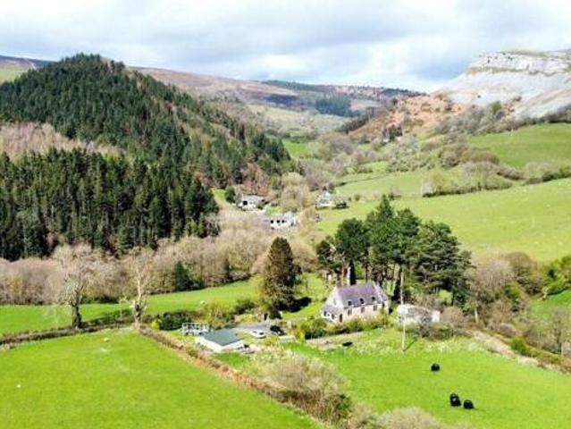 House for sale in Llangollen, Wales