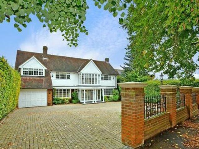 House for sale in Debden Green, Epping
