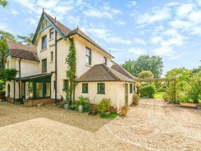 House for sale in Lymington, New Forest
