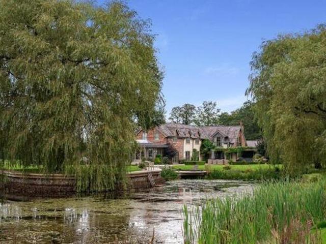 House for sale in Macclesfield