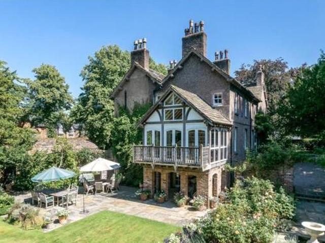 House for sale in Macclesfield