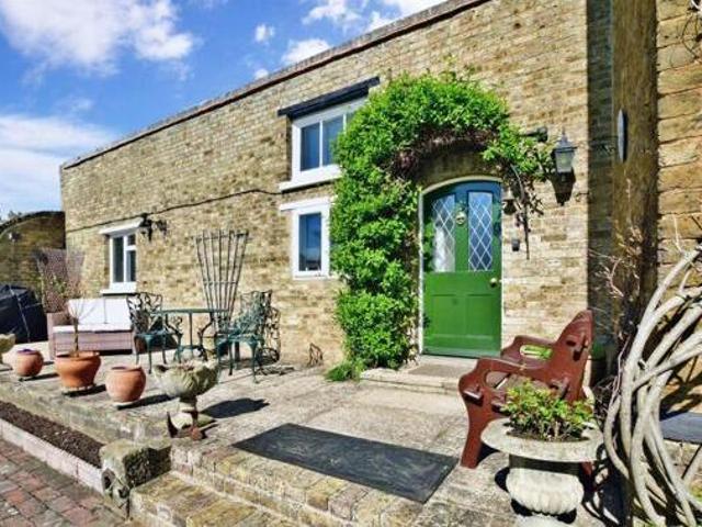 House for sale in Ringlestone, Midway