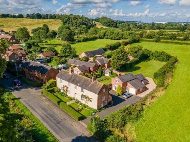 House for sale in City of London, Greater London